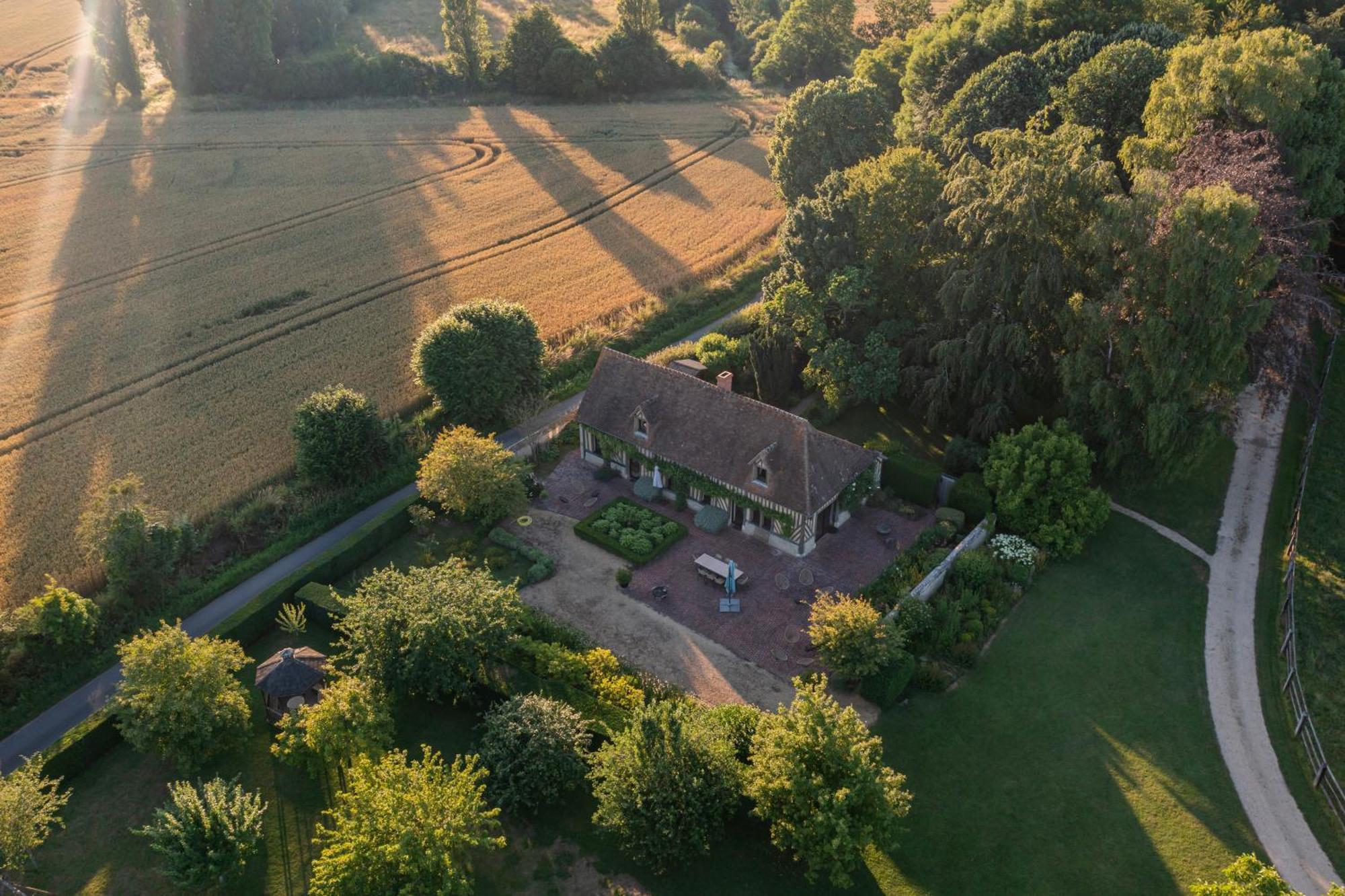 Maison "Jardin Gaillard" Bieville-en-Auge Екстер'єр фото